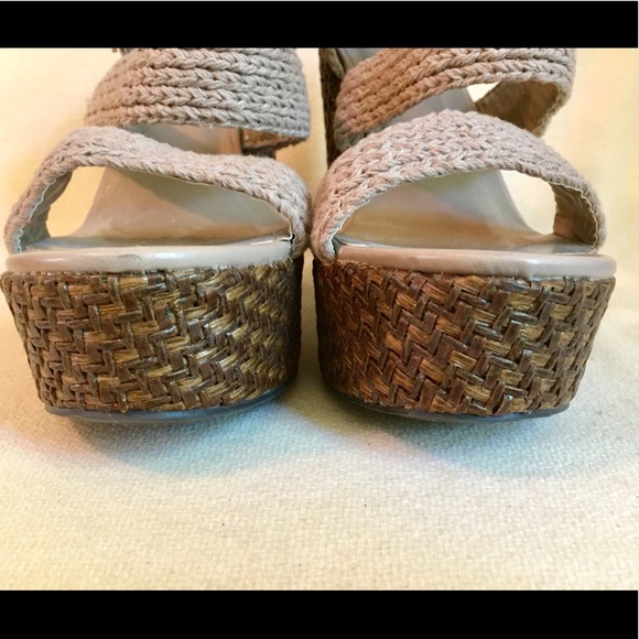 Qupid Platform Wedge Sandals - Picture 8 of 8